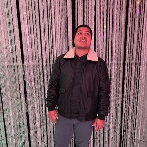 Meet your Posher, Robert